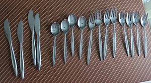 16 Pieces Vintage Linmark Stainless Flatware Japan LNM2 Pattern Silverware - Picture 1 of 6