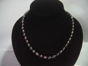 vintage SOLID SILVER-SUPERB shimmery black-purple pearls Necklace-18" top qualit - Picture 1 of 10
