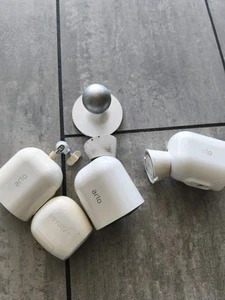3* Arlo Pro 3 WLAN Überwachungskamera aussen, 2K UHD, Kabellos Plus Router / HUB - Bild 1 von 10