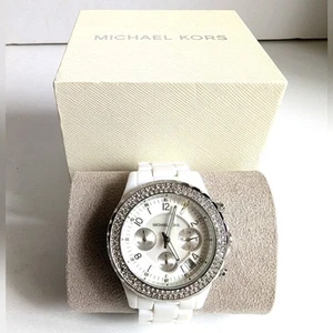 Michael Kors Kristall Strass 1,5" rundes Gesicht weiß Acryl & silberfarben MK - Bild 1 von 12