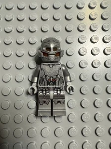 Minifigura Lego Super Heroes Ultimate Ultron 76032 - Imagen 1 de 3