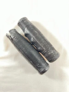 Vintage Prewar Columbia Bicycle handlebar Grips Original Columbia Script Grips - Picture 1 of 12