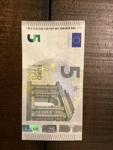 5 EURO BANKNOTE CURRENCY - Picture 1 of 2