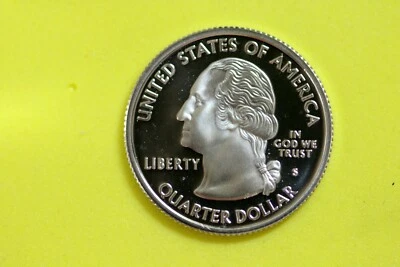 2001 - S PROOF "RHODE ISLAND" STATEHOOD Washington Quarter! #J24776 - Image 1 of 2