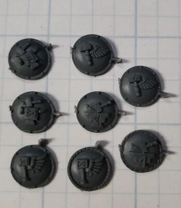 Warhammer Old World Dwarf Bits Warriors Hammer Engraved Shields x8 Set - Picture 1 of 3