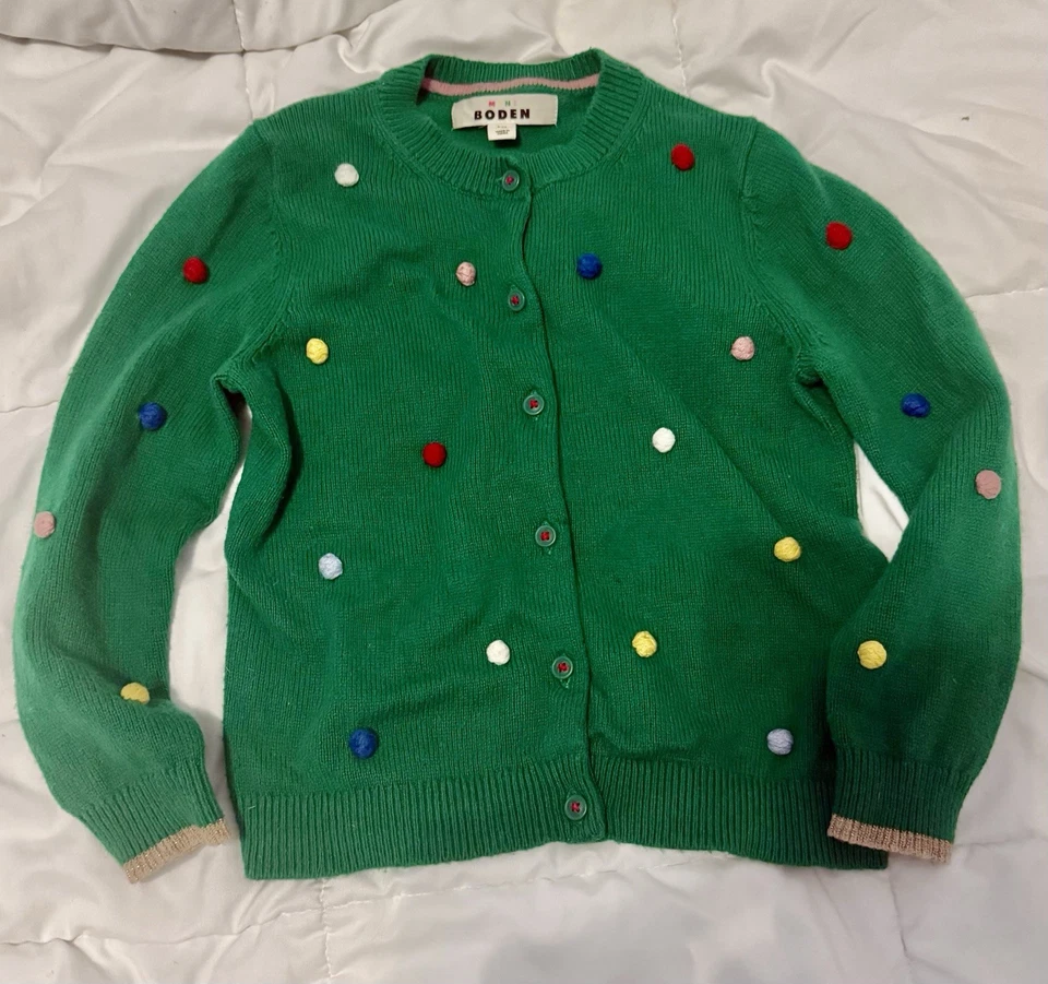 Suéter Mini Boden Holiday con botones en verde con bolas de colores: (6-7 años) Foto 1 de 4