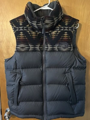 The North Face x Pendleton 700 Puffer Vest Men’s “M” Rare Limited Brand New - Image 1 of 4
