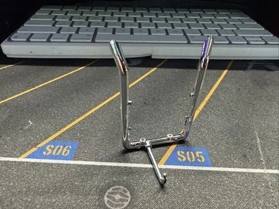 1/64 DCP PETERBILT 379/389 CHROME ANGLE STACKS - Image 1 of 4