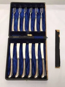 H.Dunsheath Sheffield Sterling Silver Knives and Forks - Picture 1 of 6