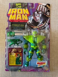 Modellino Iron Man TITANIUM MAN come nuovo su ottima cartoncino! ToyBiz 1995 - Foto 1 di 5