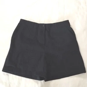Jones Wear Sports Women's Size 16 Black Chino Shorts - Picture 1 of 4