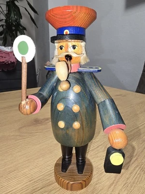 Räuchermännchen Schaffner von Christian Ulbricht Seiffen Erzgebirge Flachshaar - Bild 1 von 4