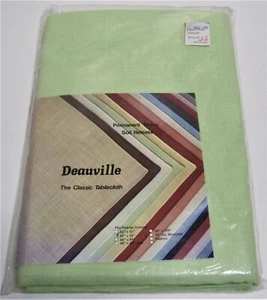 Neu in Verpackung Vintage Deauville hellgrüne klassische Tischdecke 52" x 70" Polyester/Rayon ~ USA  - Bild 1 von 3