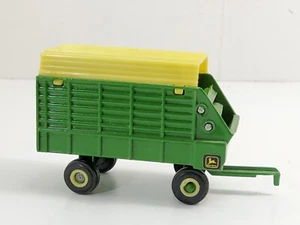 Vintage ERTL John Deere forage wagon tractor trailer farm agriculture - Picture 1 of 5