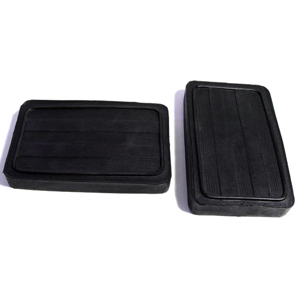 Pastillas negras de embrague y pedal de freno para Chrysler Airflow Series CU 1934; CB 28-A Foto 1 de 1