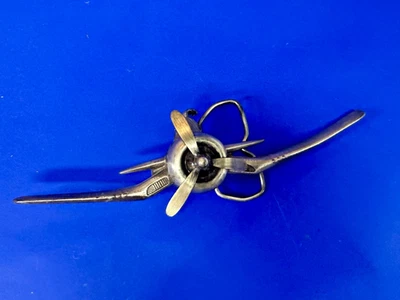 Avión avión vintage años 70 bergamota ENORME P-39 hebilla de cinturón de motor de una sola hélice Foto 1 de 4