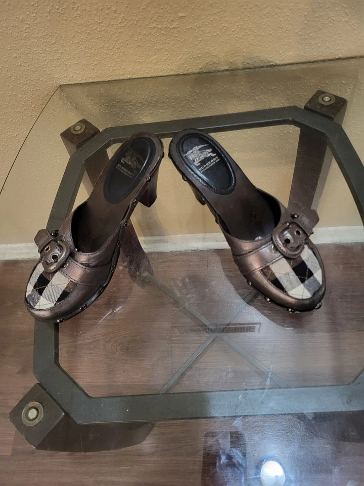 Женские деревянные/тканевые сандалии Burberry. Размер 38/7, Италия, Cond.is V.Gd - Изображение 1 из 4