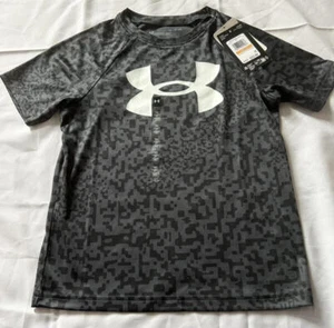 Under Armour Boy's Shirt Youth Small (8) NEW Gray Black Print - Picture 1 of 3