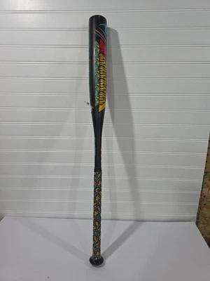 Bate lanzamiento rápido Louisville Slugger 2022 Diva - 11,5 Foto 1 de 4