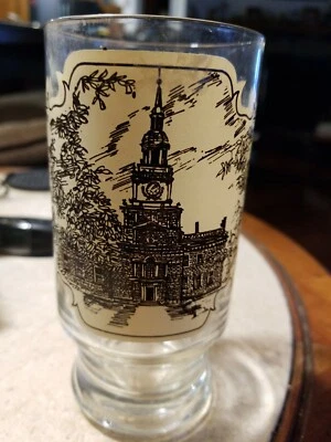 Vaso de cóctel vintage Independence Hall/Filadelfia PA era de los años 80 Foto 1 de 4