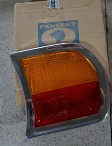 Genuine RIGHT REAR LIGHT LENS Peugeot 504 berline - Picture 1 of 5