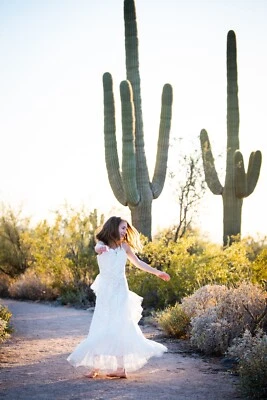Maxi Vestido CHASING FIREFLIES Flor Cottage Marfil En Niveles Retazos Encaje Talla 10 Foto 1 de 4