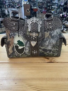 Mossy Oak Concealed Carry Handbag - Picture 1 of 13