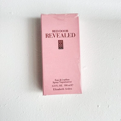 Elizabeth Arden Red Door Revealed Eau De Perfume 3.3 Fl. oz/100 ml Foto 1 de 4