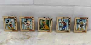 5er SET 2002 WDW Disney DEBÜT JAHR PINS Mickey Mouse Minnie Pluto Goofy Donald - Bild 1 von 12