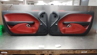 Dodge Challenger 2020-2023 OEM paneles interiores de puerta rojo demonio Foto 1 de 4