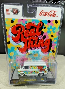 M2 Machines Coca Cola Real Thing 1971 Chevrolet Van G10 1/64 - Picture 1 of 2
