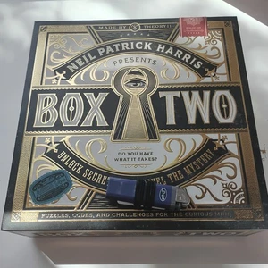 BOX TWO Neil Patrick Harris Theory 11 - Bild 1 von 4