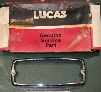 Llanta de lámpara de giro/estacionamiento NOS para MG MGB Aston Martin Triumph Spitfire Foto 1 de 2