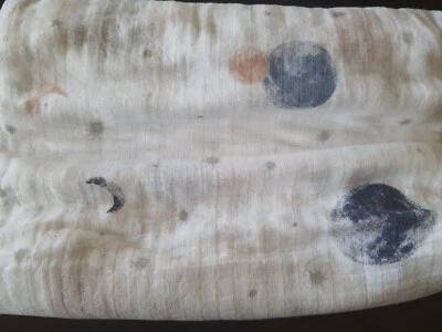 Manta bebé estrella aden anais algodón muselina envoltura blanca rosa tostado azul luna nueva Foto 1 de 4