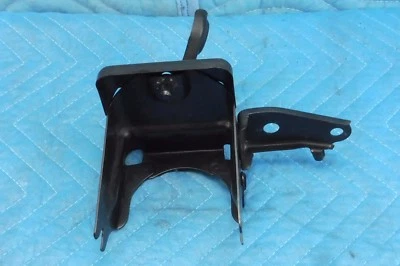 Soporte de bomba ABS 44590-50020 1998 1999 2000 OEM Lexus LS400 Foto 1 de 4