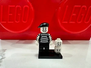 LEGO 8684 Minifigures Series 2 - Mime - CMF Complete with bag - Picture 1 of 2