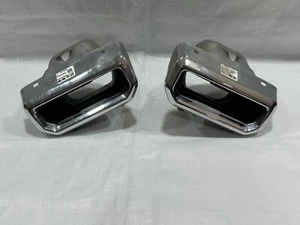 2019-2021 Chevrolet Silverado 1500 rear bumper Exhaust tip/Muffler tip GM1122DAA - Picture 1 of 12
