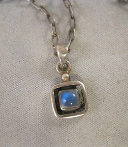 Vintage Moonstone Sterling Silver Pendant Necklace 17" Estate Fine Jewelry - Picture 1 of 11