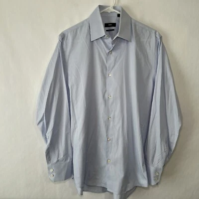Camisa de vestir Hugo Boss calce regular con botones para hombre talla 15,5 32/33 azul claro usada en excelente estado Foto 1 de 4