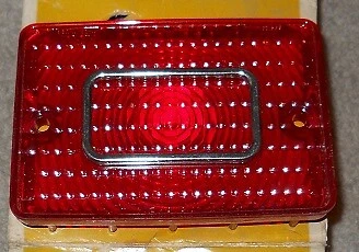 Lente de lanterna traseira Chevrolet Kingswood Station Wagon 1970 NOS - Imagem 1 de 1