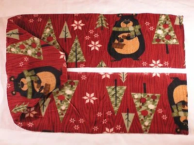 Bufanda de lana roja Bears in the Woods  Foto 1 de 4