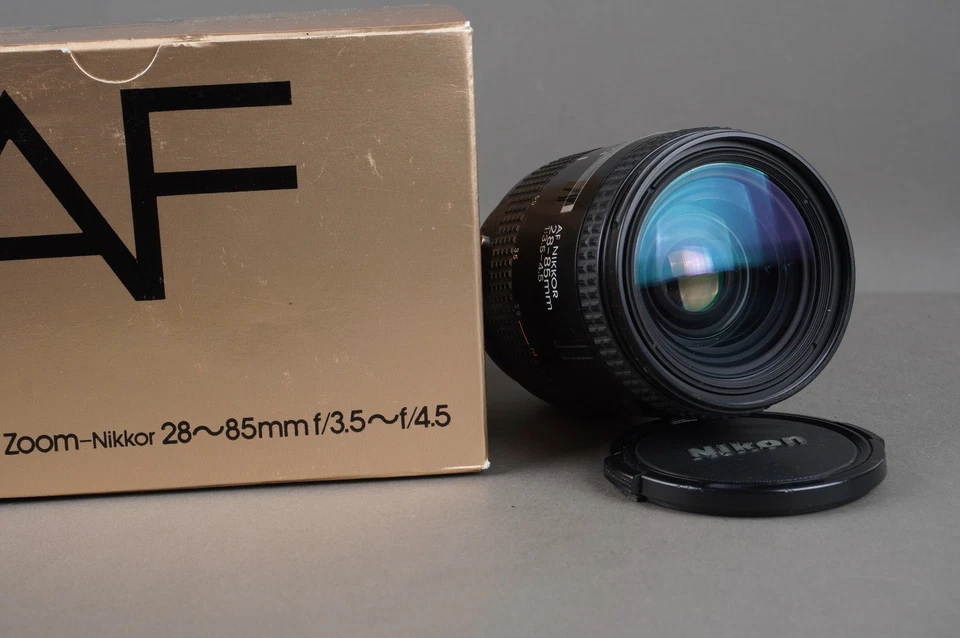 Nikon AF Zoom-Nikkor 28-85 mm 1:3,5-4,5, en caja Foto 1 de 4