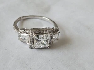 925 Sterling Silver CZ 3 Stone Engagement Wedding Band Ring Size 7 - Picture 1 of 9