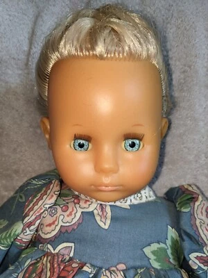 Muñeca 21" Alto Vintage Famosa España Cabello Rubio Ojos Azules Vinilo Extremidades Tela Cuerpo Foto 1 de 4