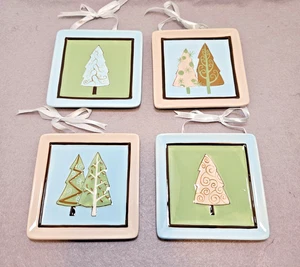 Juego de 4 Mini Platos de Navidad, Árboles de Navidad Retro MWW - Imagen 1 de 12