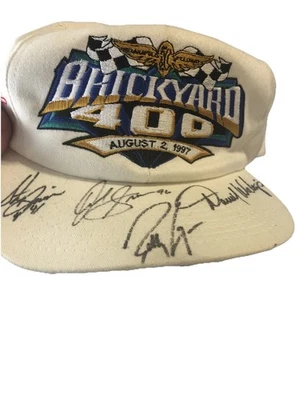 Sombrero de carreras Indy Brickyard 400 1997 autografiado vintage nuevo con etiquetas Monte Carlo Foto 1 de 4