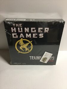 THE HUNGER GAMES Training Days Board Game 2010 NECA Complete