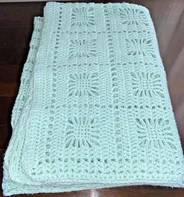 Manta para bebé, tejido verde espuma de mar, manta para cuna hecha a mano 48" x 36" - Envío gratuito Foto 1 de 4