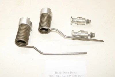 Rascador Ski-doo Summit 850 Sp 154" 2018 Gen 4 Ibexx Ice Scratchers con postes Foto 1 de 4