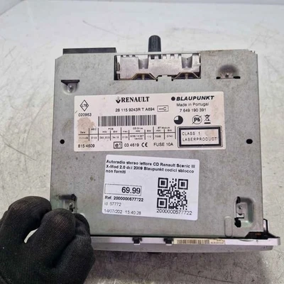 Autoradio stereo lettore CD Renault Scenic III X-Mod 2.0 dci 2009 Blaupunkt codi - Immagine 1 di 4
